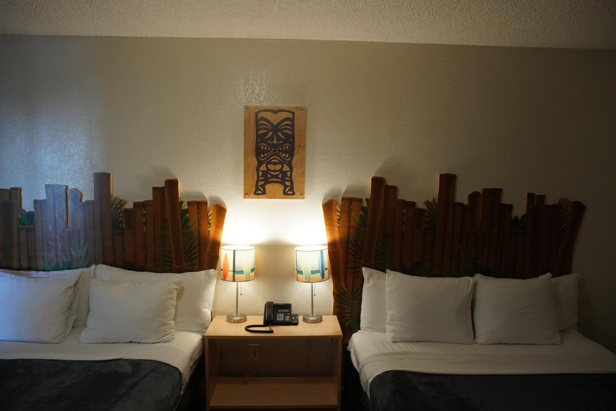 Huntington Surf Inn Huntington Beach Exterior photo